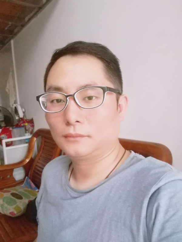流星的尾巴的第一张照片--平和征婚网