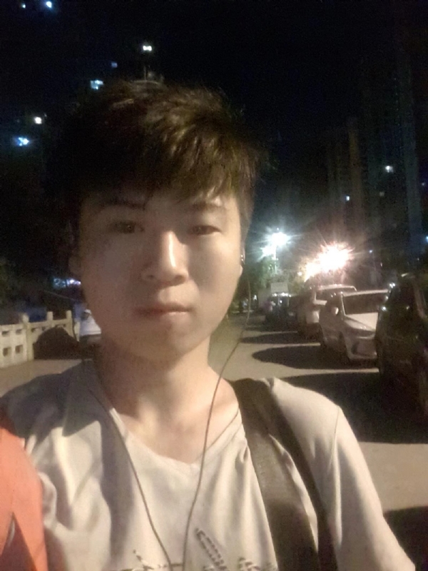 流星的瞬间的第一张照片--平和征婚网