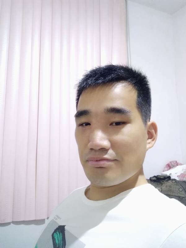 大男孩的第一张照片--平和征婚网