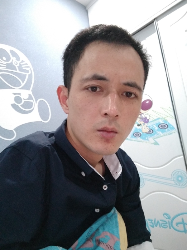 容晨的第一张照片--平和征婚网