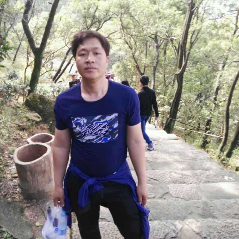 宁静的夏天的第一张照片--平和征婚网