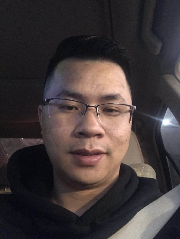 心飞扬的第一张照片--平和征婚网