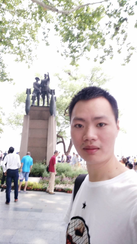 志东的第三张照片--平和征婚网