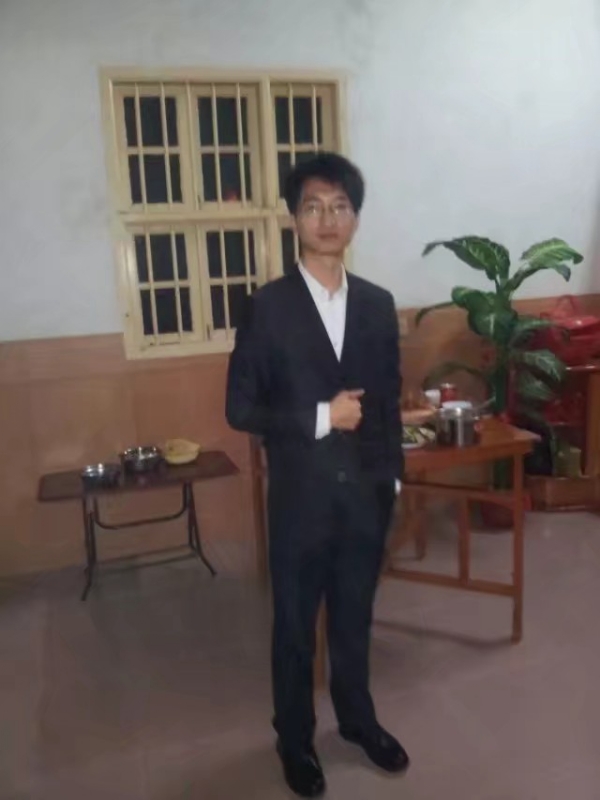 潇湘剑雨的第一张照片--平和征婚网