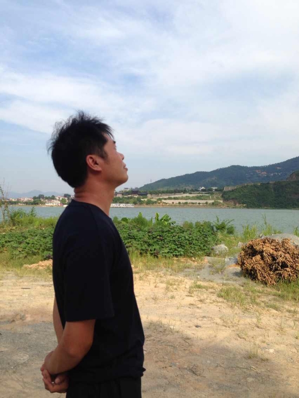 雾里看花的第一张照片--平和征婚网