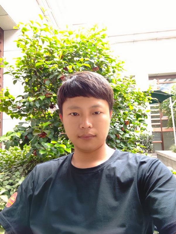 谈情说爱的第二张照片--平和征婚网