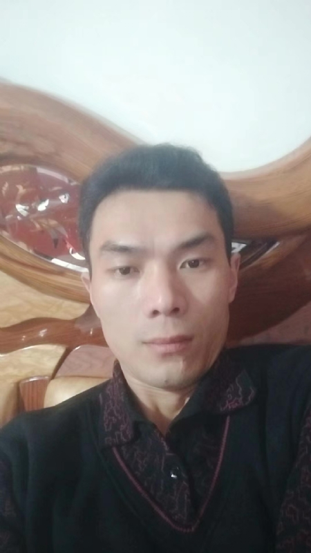 错把真心喂了狗的第四张照片--平和征婚网