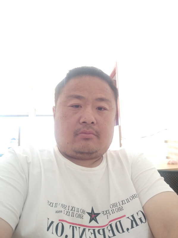 流星隐爱的第一张照片--平和征婚网