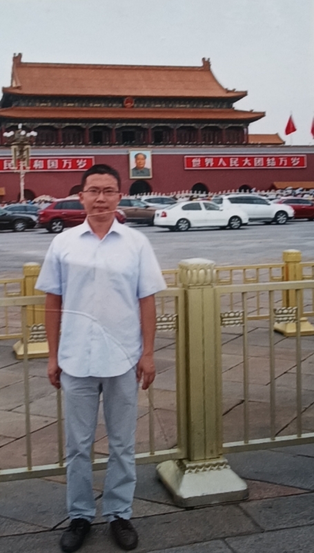 乔治的第一张照片--平和征婚网