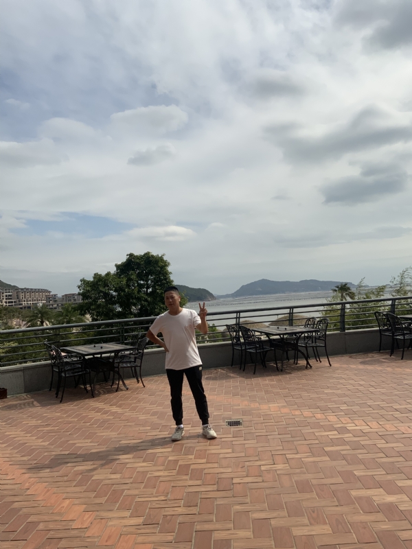 心酸瑟果的第一张照片--平和征婚网