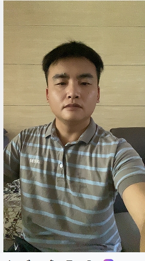 走在红毯那一天的第二张照片--平和征婚网