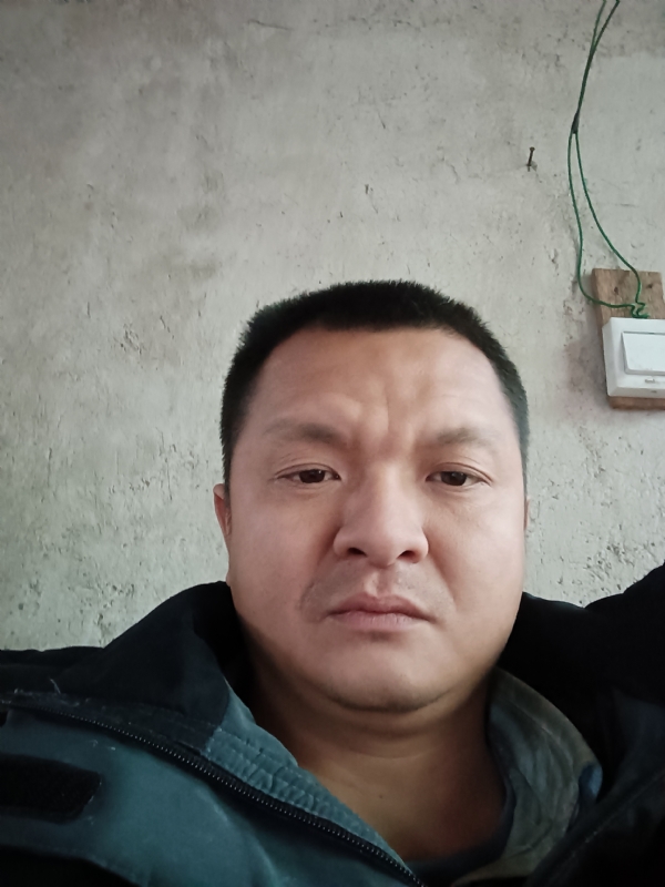 兰成龙的第二张照片--平和征婚网