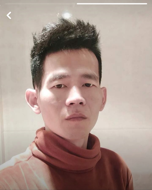 白了少年头的第一张照片--平和征婚网