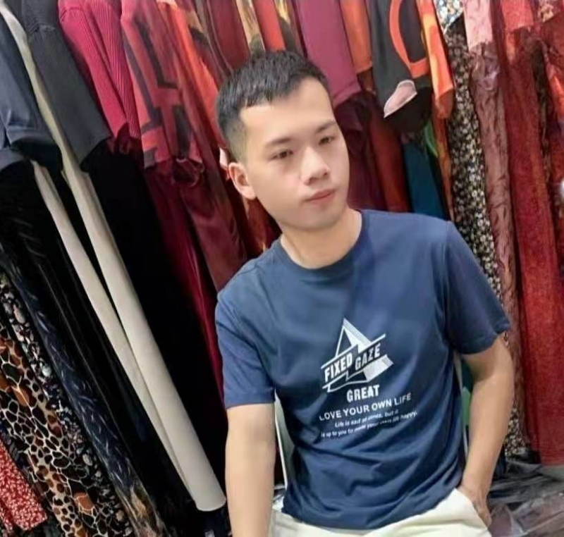 萃臻的第一张照片--平和征婚网