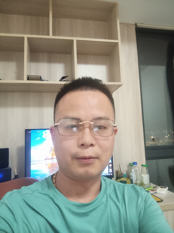 逍遥霸道的第一张照片--平和征婚网