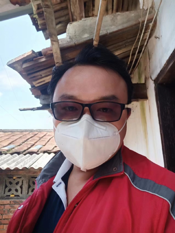 如影随形的第一张照片--平和征婚网