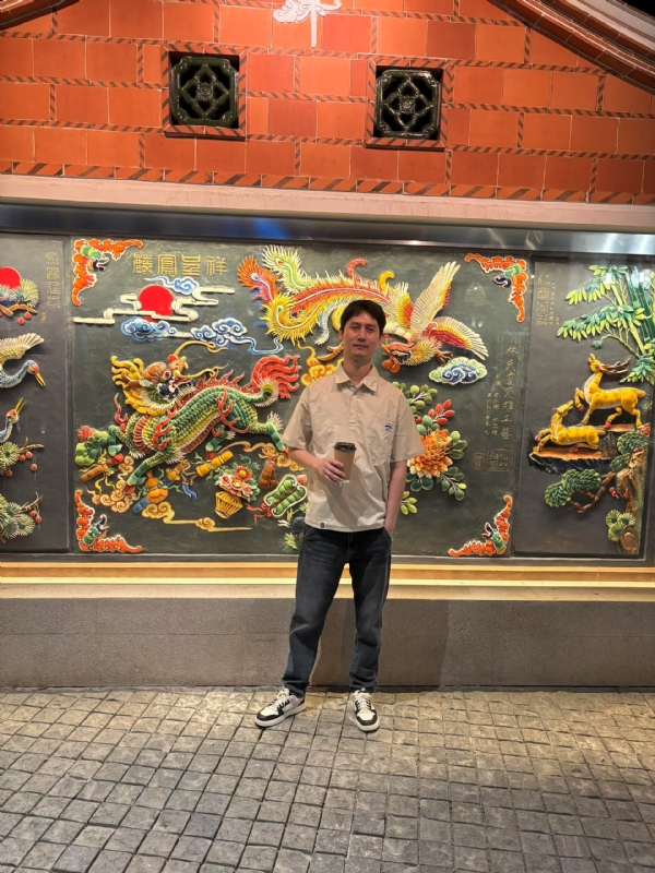 笙箫何的第二张照片--平和征婚网